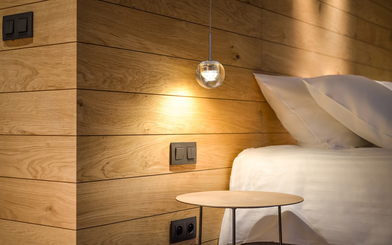 R-Hotel suite